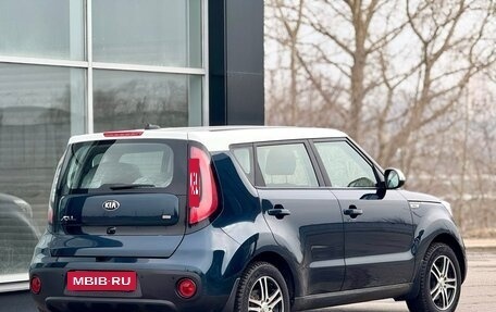 KIA Soul II рестайлинг, 2017 год, 1 450 000 рублей, 2 фотография