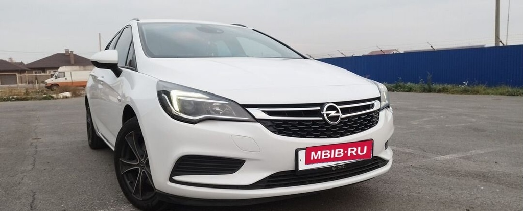 Opel Astra K, 2016 год, 1 170 000 рублей, 6 фотография