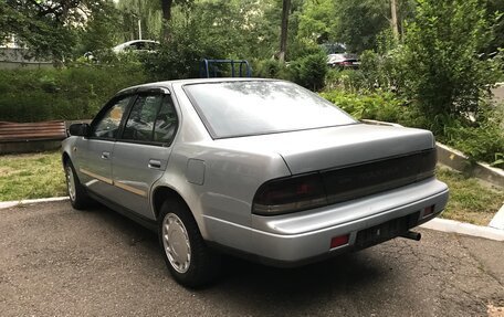 Nissan Maxima VIII, 1992 год, 285 000 рублей, 5 фотография