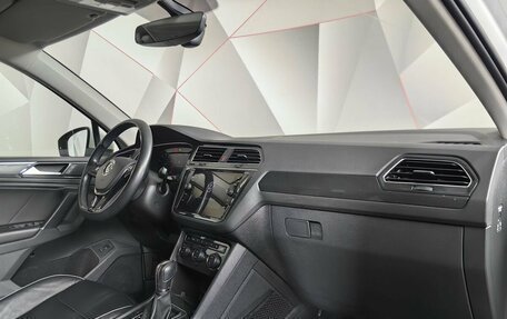 Volkswagen Tiguan II, 2018 год, 3 065 150 рублей, 9 фотография