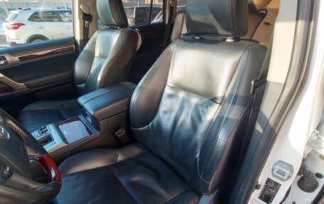 Lexus GX II, 2011 год, 3 600 000 рублей, 23 фотография