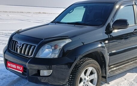 Toyota Land Cruiser Prado 120 рестайлинг, 2007 год, 2 230 000 рублей, 3 фотография