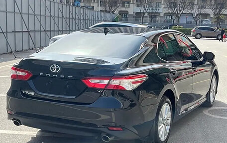 Toyota Camry, 2022 год, 2 500 000 рублей, 9 фотография