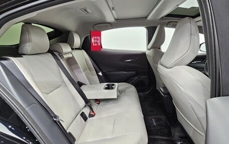 Toyota Prius IV XW50, 2024 год, 3 920 000 рублей, 10 фотография