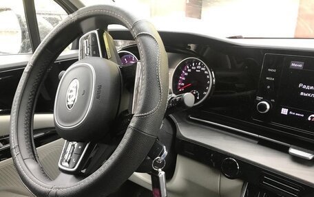 KIA Carnival, 2021 год, 4 500 000 рублей, 8 фотография