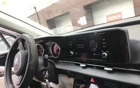 KIA Carnival, 2021 год, 4 500 000 рублей, 9 фотография