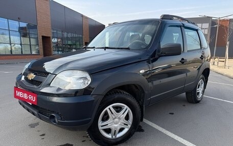 Chevrolet Niva I рестайлинг, 2017 год, 650 000 рублей, 11 фотография