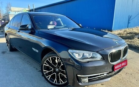 BMW 7 серия, 2012 год, 1 950 000 рублей, 1 фотография