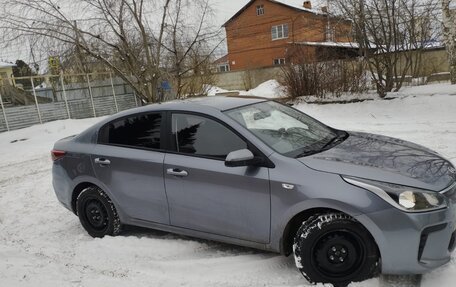 KIA Rio IV, 2018 год, 1 200 000 рублей, 3 фотография