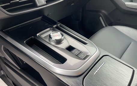 Haval Jolion, 2024 год, 1 990 000 рублей, 16 фотография