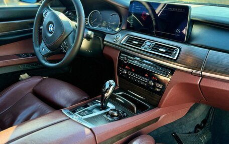 BMW 7 серия, 2012 год, 1 950 000 рублей, 7 фотография