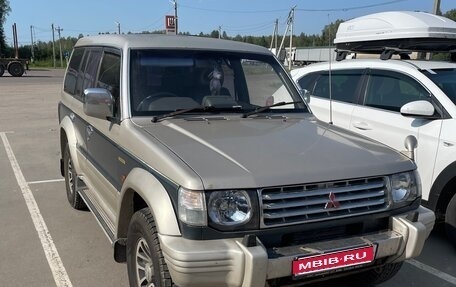 Mitsubishi Pajero III рестайлинг, 1992 год, 300 000 рублей, 1 фотография