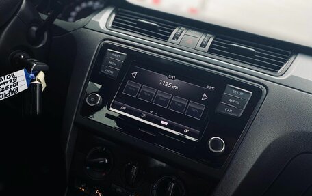 Skoda Rapid I, 2018 год, 1 090 000 рублей, 14 фотография