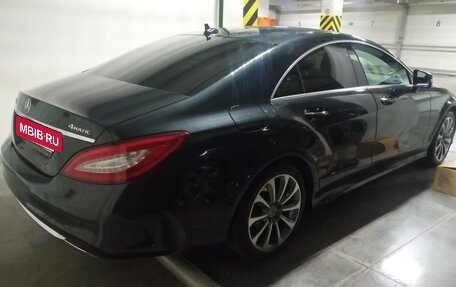 Mercedes-Benz CLS, 2015 год, 3 950 000 рублей, 2 фотография