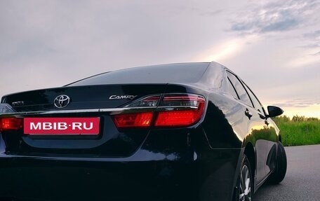 Toyota Camry, 2015 год, 1 900 000 рублей, 8 фотография