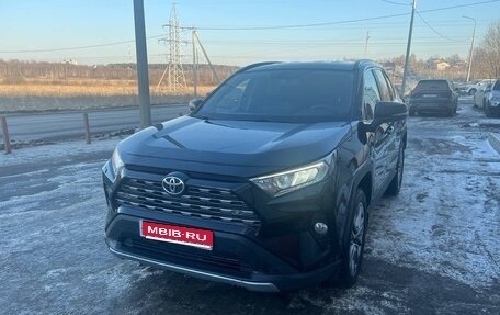 Toyota RAV4, 2020 год, 2 950 000 рублей, 1 фотография