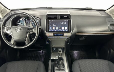 Toyota Land Cruiser Prado 150 рестайлинг 2, 2018 год, 5 000 000 рублей, 13 фотография