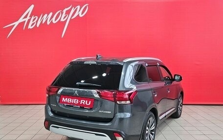 Mitsubishi Outlander III рестайлинг 3, 2019 год, 2 149 000 рублей, 5 фотография