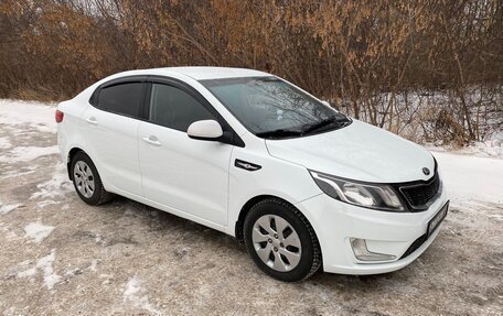 KIA Rio III рестайлинг, 2014 год, 725 000 рублей, 2 фотография