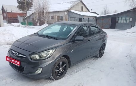 Hyundai Solaris II рестайлинг, 2012 год, 750 000 рублей, 7 фотография