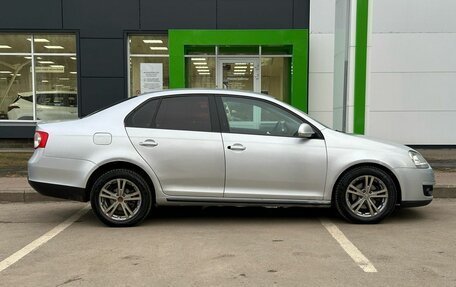 Volkswagen Jetta VI, 2009 год, 699 000 рублей, 4 фотография