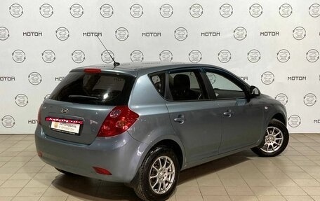 KIA cee'd I рестайлинг, 2009 год, 697 000 рублей, 4 фотография