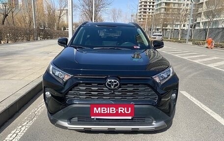 Toyota RAV4, 2022 год, 2 800 455 рублей, 2 фотография