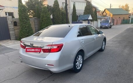 Toyota Camry, 2012 год, 1 550 000 рублей, 2 фотография