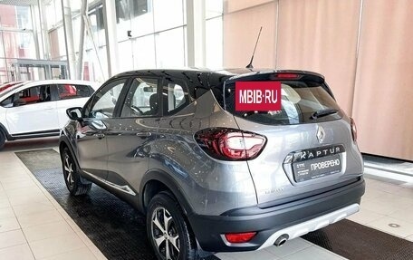 Renault Kaptur I рестайлинг, 2018 год, 1 500 000 рублей, 7 фотография