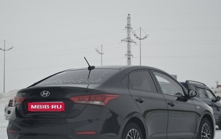 Hyundai Solaris II рестайлинг, 2018 год, 1 590 000 рублей, 4 фотография