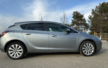 Opel Astra J, 2010 год, 915 000 рублей, 20 фотография