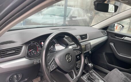 Skoda Superb III рестайлинг, 2016 год, 1 579 000 рублей, 10 фотография