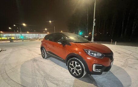 Renault Kaptur I рестайлинг, 2017 год, 1 500 000 рублей, 3 фотография