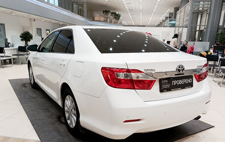 Toyota Camry, 2012 год, 1 570 000 рублей, 7 фотография