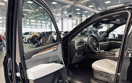 Cadillac Escalade V, 2024 год, 22 700 000 рублей, 13 фотография