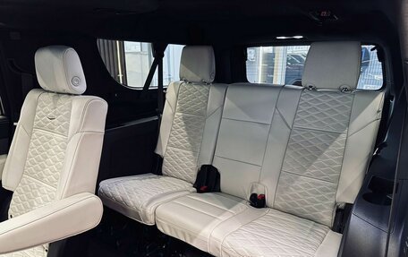 Cadillac Escalade V, 2024 год, 22 700 000 рублей, 31 фотография