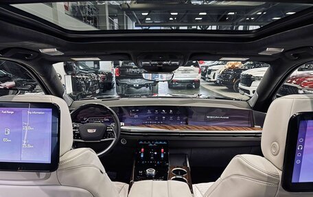Cadillac Escalade V, 2024 год, 22 700 000 рублей, 32 фотография