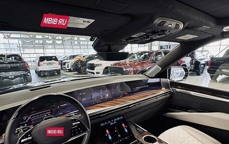 Cadillac Escalade V, 2024 год, 22 700 000 рублей, 21 фотография