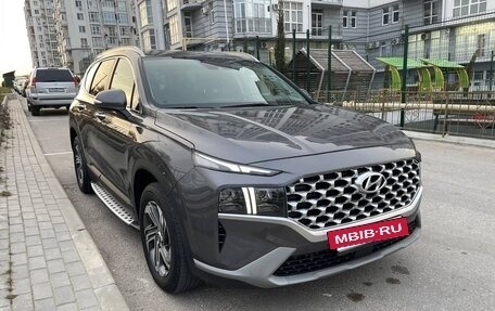 Hyundai Santa Fe IV, 2020 год, 3 750 000 рублей, 2 фотография