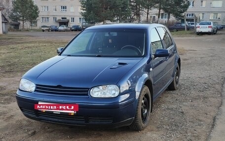 Volkswagen Golf IV, 2000 год, 380 000 рублей, 2 фотография