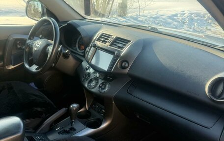 Toyota RAV4, 2011 год, 1 700 000 рублей, 4 фотография