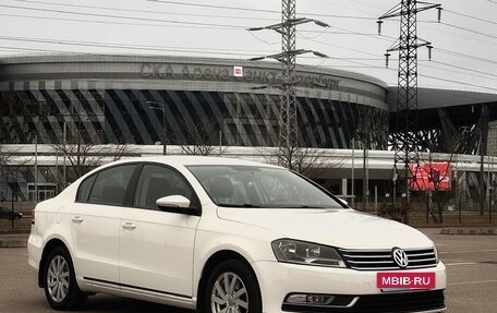 Volkswagen Passat B7, 2012 год, 990 000 рублей, 3 фотография