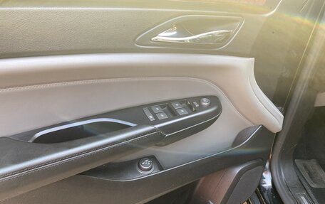 Cadillac SRX II рестайлинг, 2011 год, 1 590 000 рублей, 16 фотография