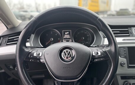 Volkswagen Passat B8 рестайлинг, 2017 год, 1 760 000 рублей, 10 фотография