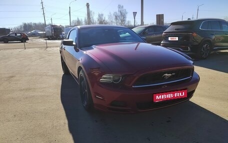 Ford Mustang VI рестайлинг, 2013 год, 2 450 000 рублей, 1 фотография