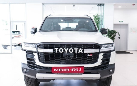 Toyota Land Cruiser, 2024 год, 16 990 000 рублей, 8 фотография