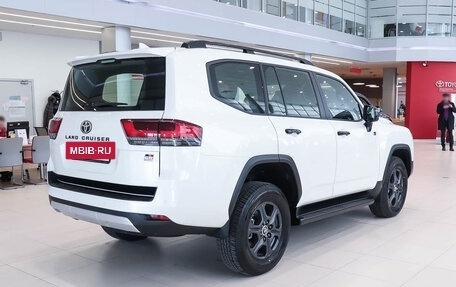 Toyota Land Cruiser, 2024 год, 16 990 000 рублей, 5 фотография