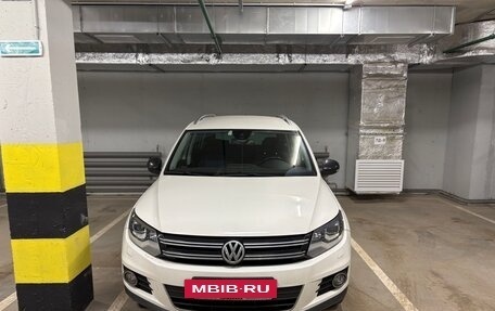 Volkswagen Tiguan I, 2013 год, 1 850 000 рублей, 2 фотография