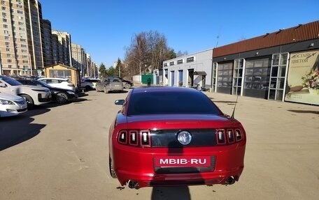 Ford Mustang VI рестайлинг, 2013 год, 2 450 000 рублей, 7 фотография