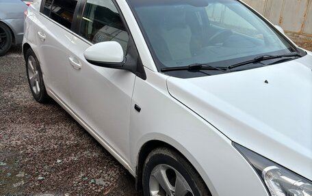 Chevrolet Cruze II, 2011 год, 650 000 рублей, 4 фотография